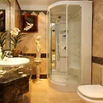 Apartment First Floor Side Property, San Pedro Marbella