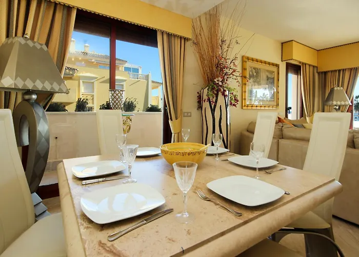 公寓 First Floor Side Property, San Pedro 马尔韦利亚