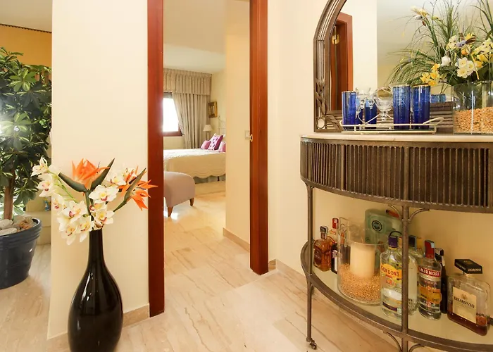 First Floor Side Property, San Pedro Daire Marbella